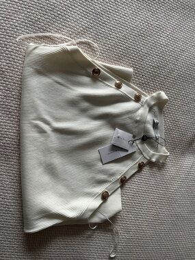 Tahari Top NWT